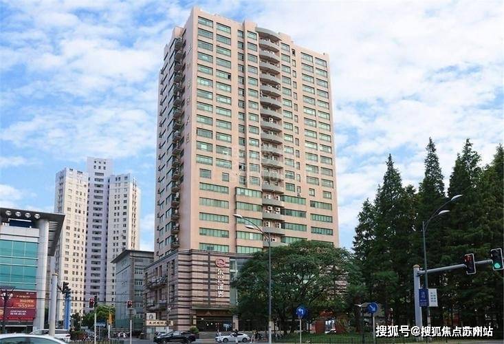 徐汇天镜(售楼处)楼盘详情2025年最新房价+户型+容积率+小区环境(图1)